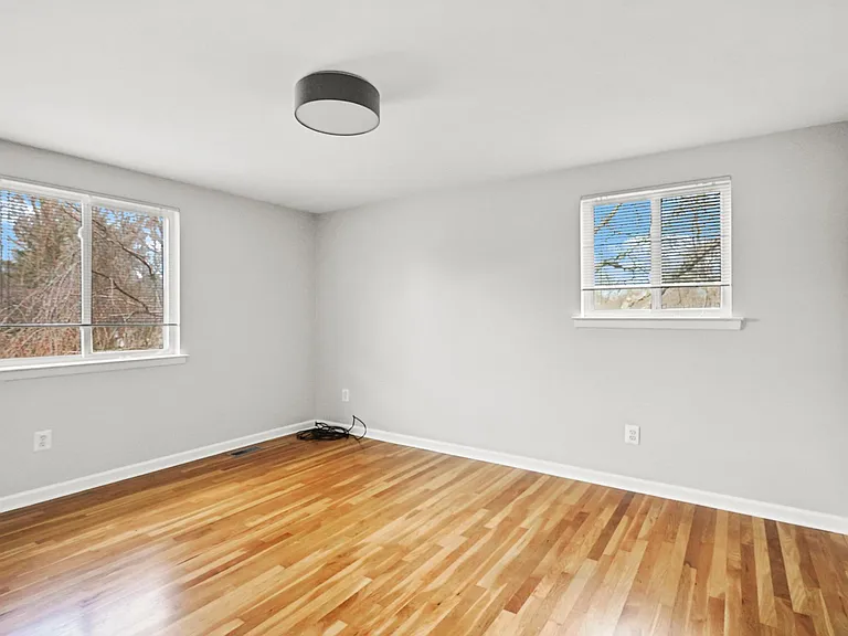 45011 Byrne Dr — Photo 22