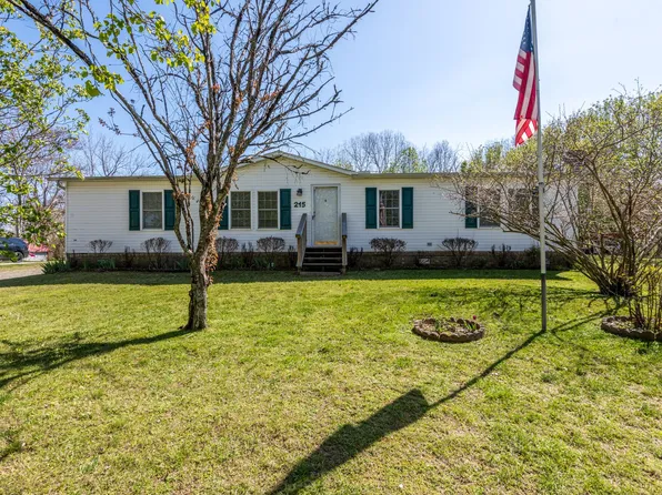 215 Jackson St, White Bluff, TN 37187