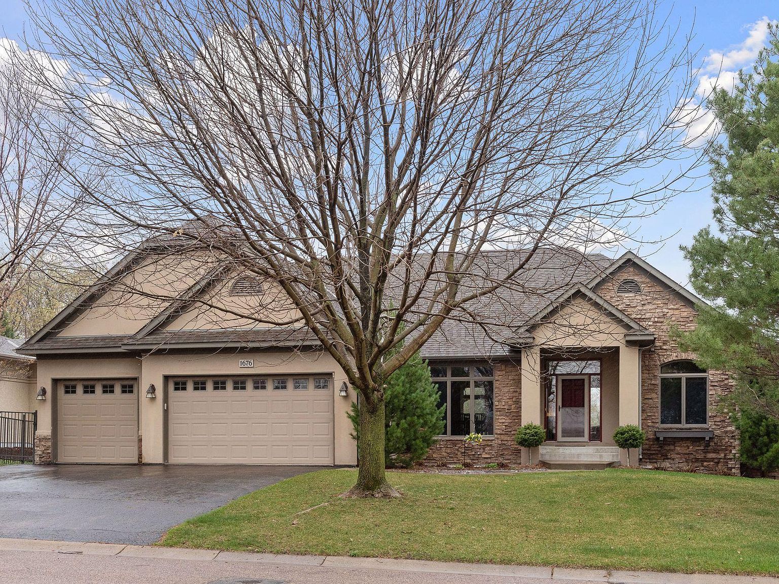 1676 Isabella Pkwy, Chaska, MN 55318 Zillow
