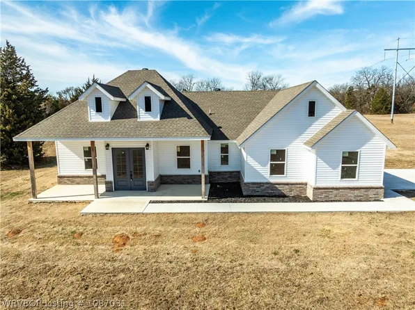 103742 S 4650 Rd, Sallisaw, OK 74955