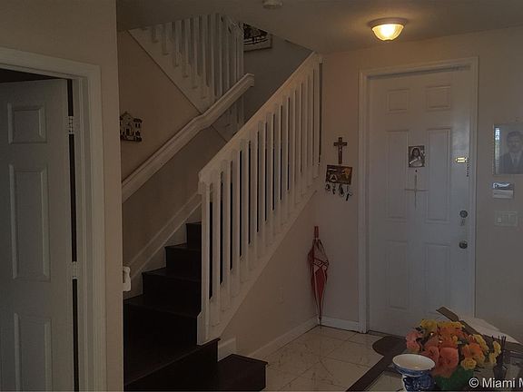 3rd image of 2884 SE 2nd Dr Unit 11