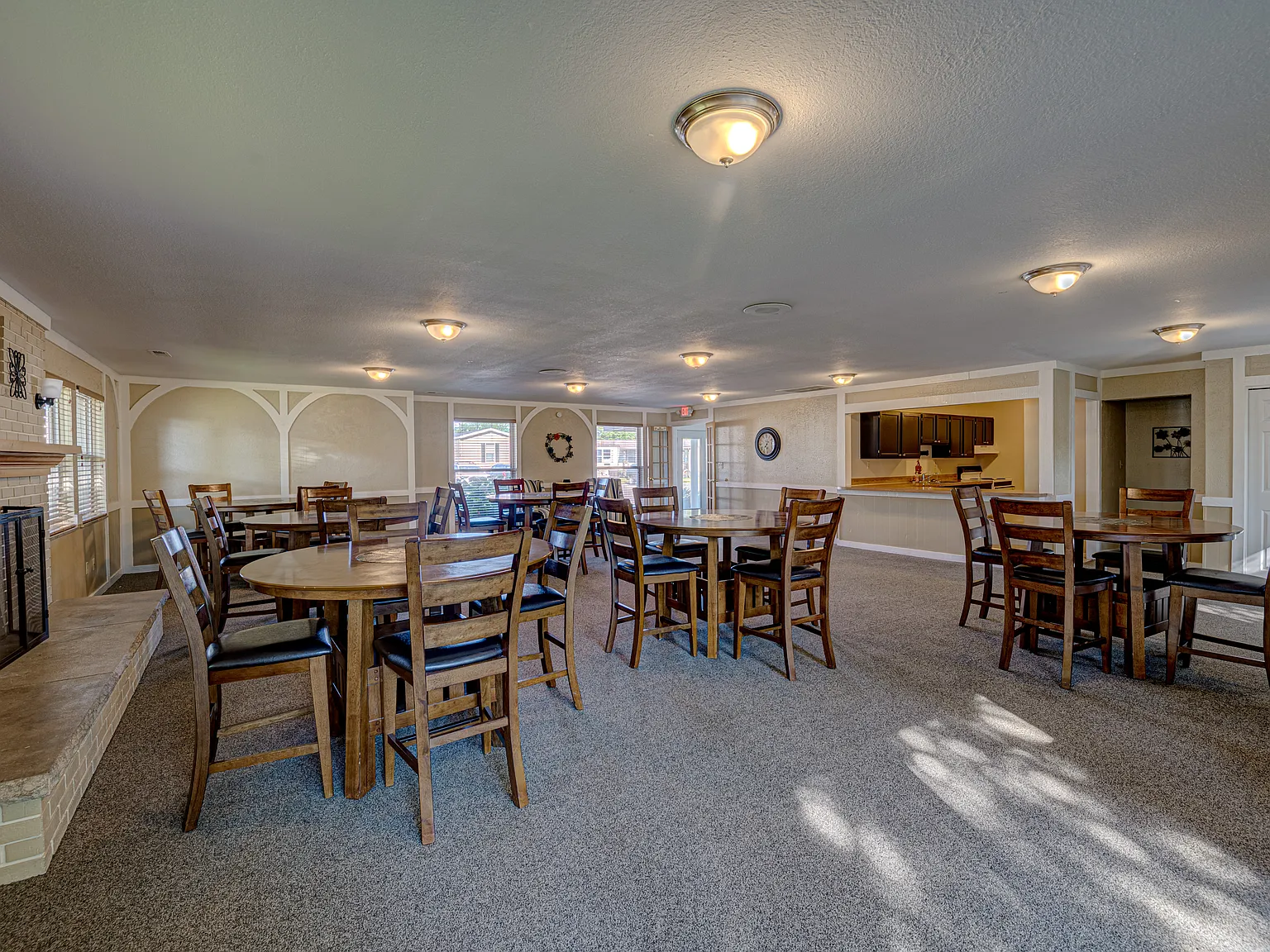 Broadview Estates — Photo 2