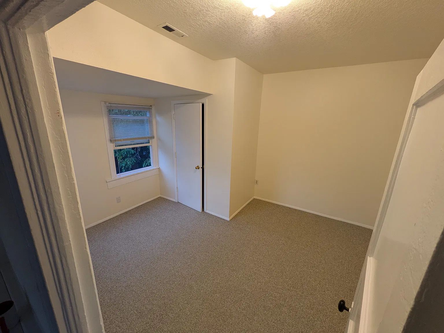 2517 SE 18th Ave — Photo 4