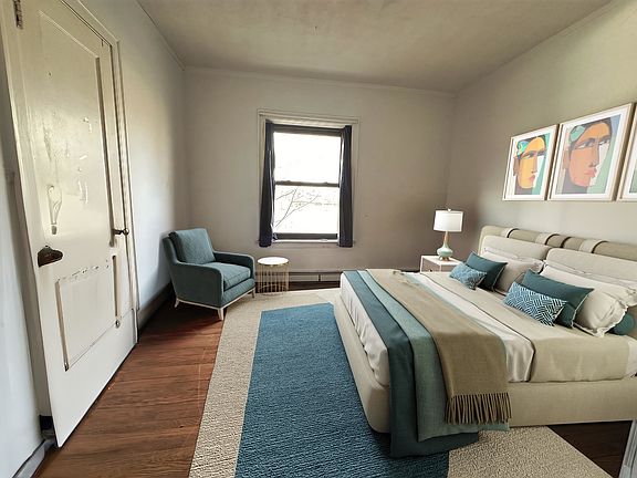 4th image of 2569 E 71st St #1N