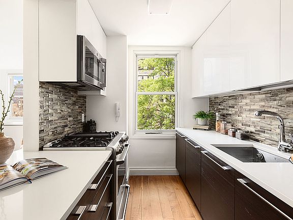 4th image of 77 7th Ave APT 3P