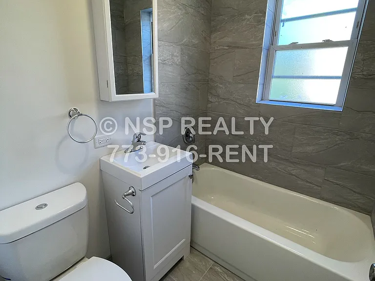 1644 W Pratt Blvd #2G — Photo 5