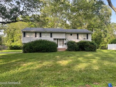 118 Jumping Brook Road, Lincroft, NJ, 07738