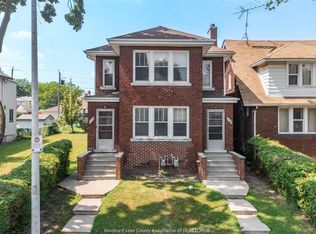 445 Newbury St, Windsor, ON N9A 6A3