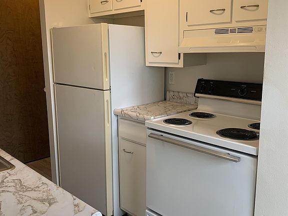 3rd image of 1950 Goodman Ave APT 11