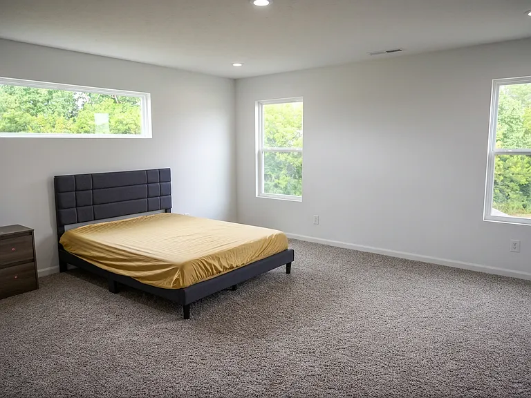 4252 Sedgewick Ln — Photo 12