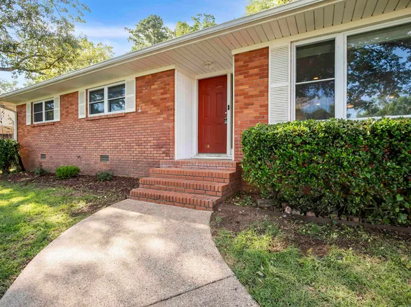 217 Yorkshire Dr, Hot Springs National Park, AR 71913