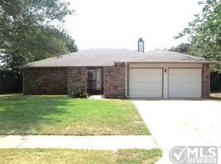 2609 Berkshire Ln, Grand Prairie, TX 75052