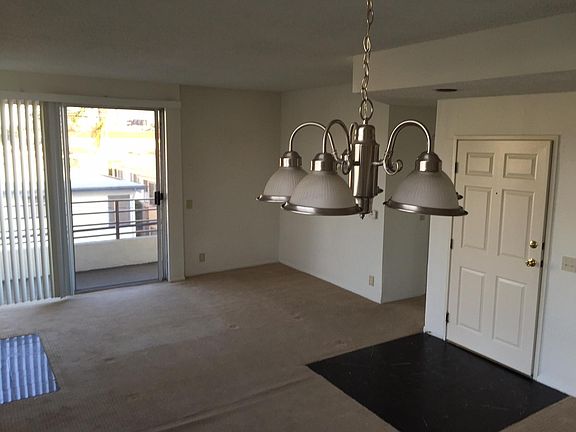 4th image of 1210 S Sherbourne Dr APT 202
