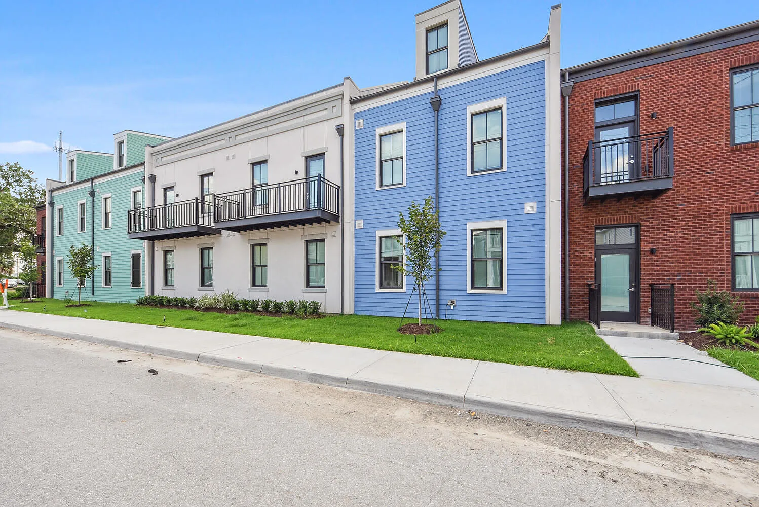 Woodring Apartments — Photo 1