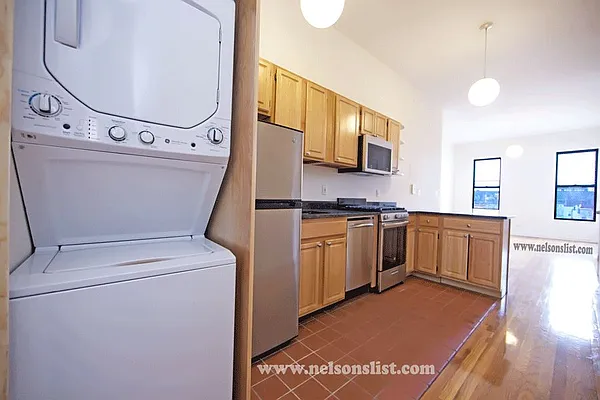 Rented by Nelson Aybar, LREB | media 9