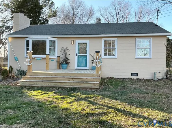 36 Riverview Dr, Lottsburg, VA 22511