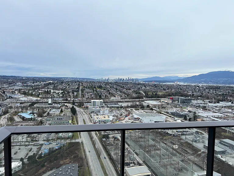 2108 Gilmore Ave — Photo 32