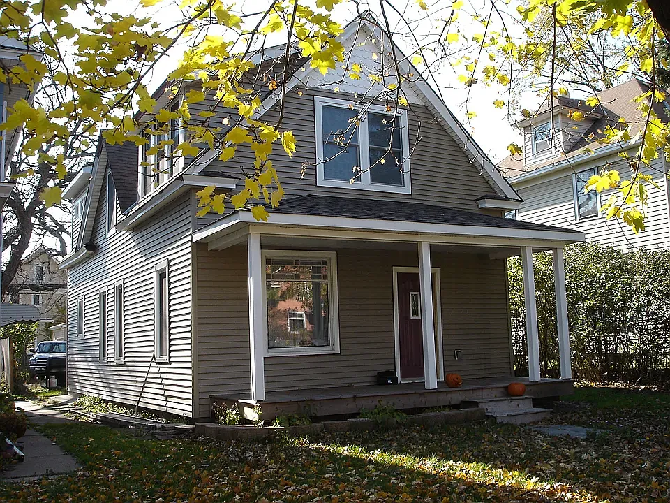 4 bed, 1892 sqft, $2,250 — Photo 1