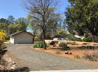 10360 Carey Dr, Grass Valley, CA 95945