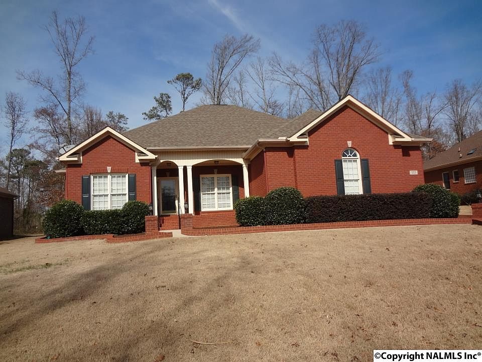 1st image of 113 Vaughnwood Trce