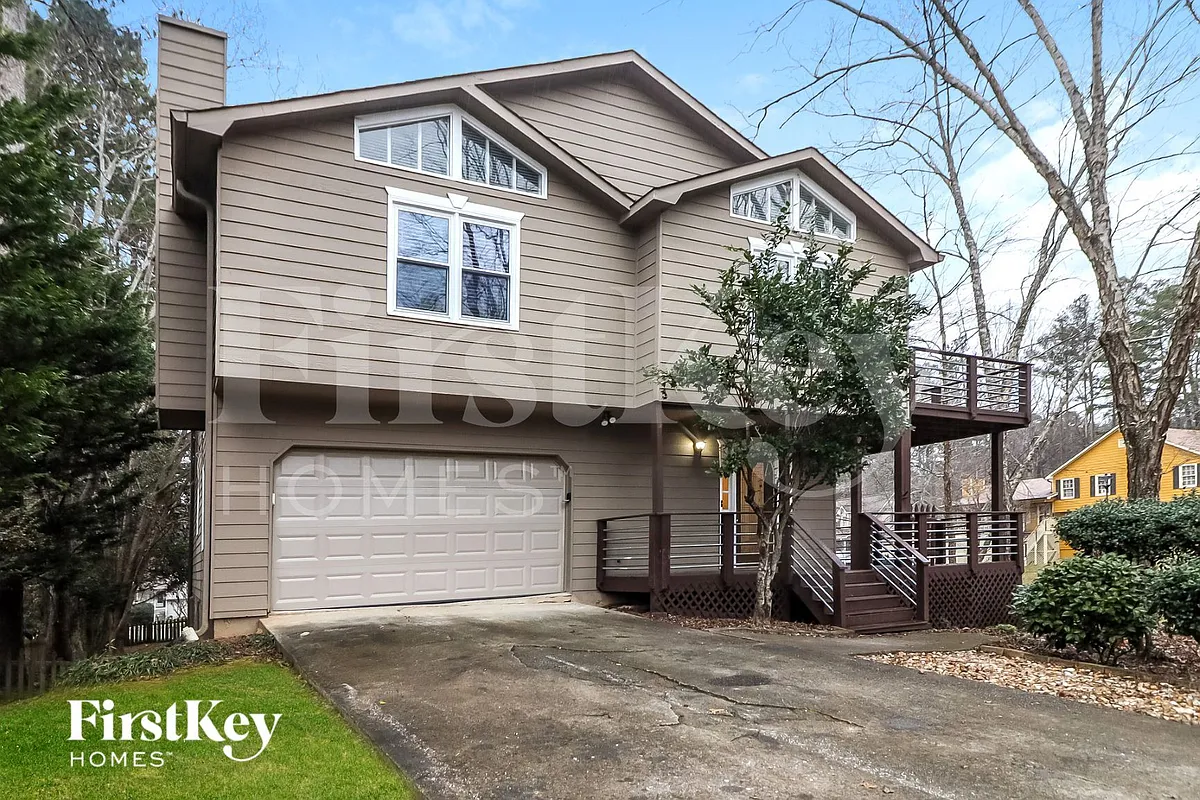 Building Photo - 815 Old Spring Way