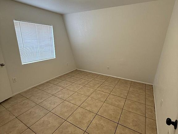 2nd image of 610 E Agua Fria Ln