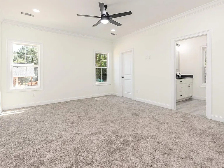 10 Deer Park Dr — Photo 13