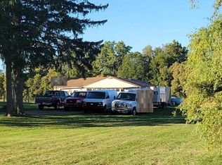 13565 Plank Rd, Milan, MI 48160