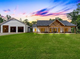 233 Old Post Trl, Talking Rock, GA 30175