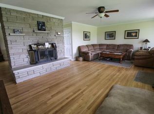 12367 Route 16, Plainview, IL 62685