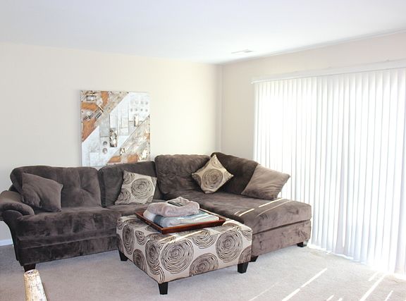 3rd image of 12801 Carriage Ln APT 204
