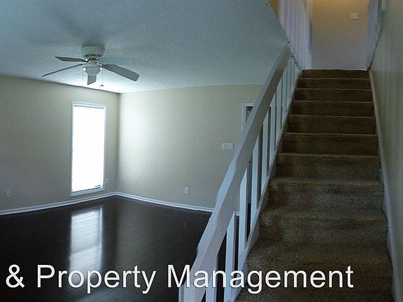 2nd image of 1011 Springdale Dr