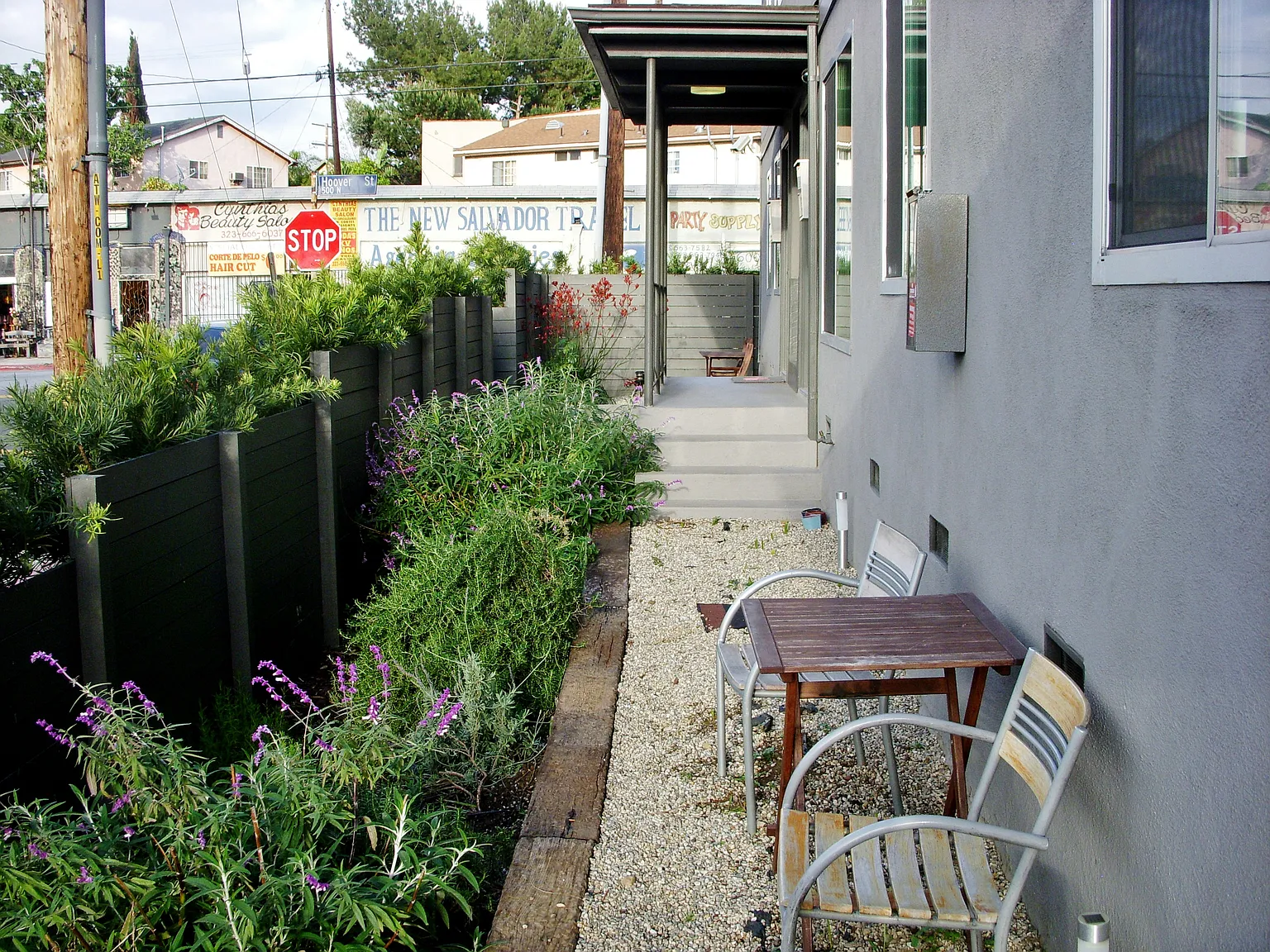 2 bed, 575 sqft, $2,600 — Photo 2
