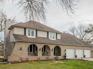 585 Columbine Dr, Norwalk, IA 50211