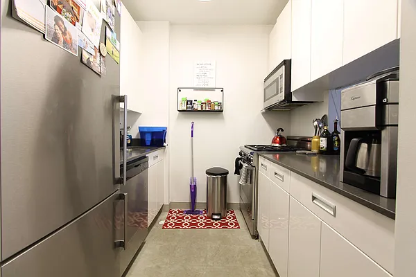 Rented by Compass | media 18