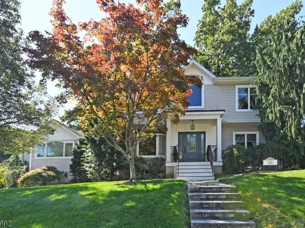 125 Ackerman Ave, Emerson Boro, NJ 07630