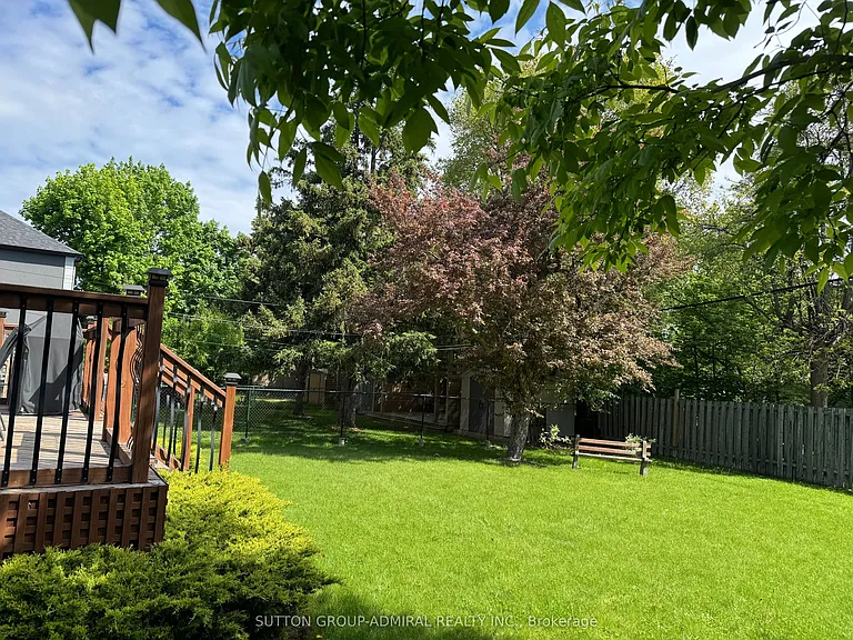 35 Coppermill Dr — Photo 46