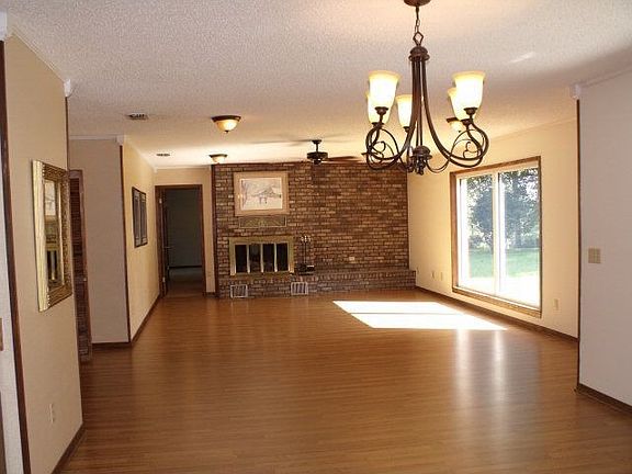 5th image of 1708 Cedar Rd