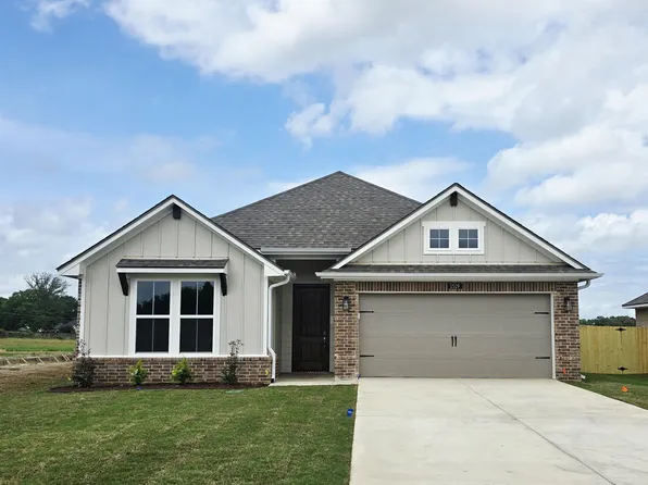 1519 Grace Acres Ln, Longview, TX 75605