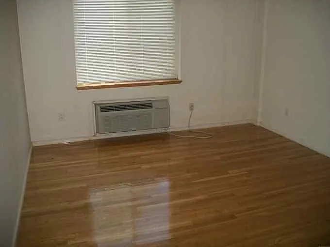 332 Franklin St — Photo 3