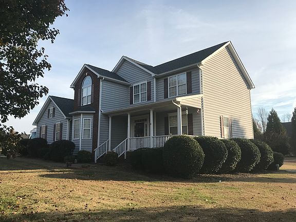 2nd image of 126 Golden Oak Dr