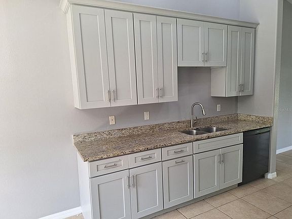 4th image of 1220 Waycross St