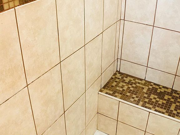 3rd image of 2309 N Sawyer Ave #3