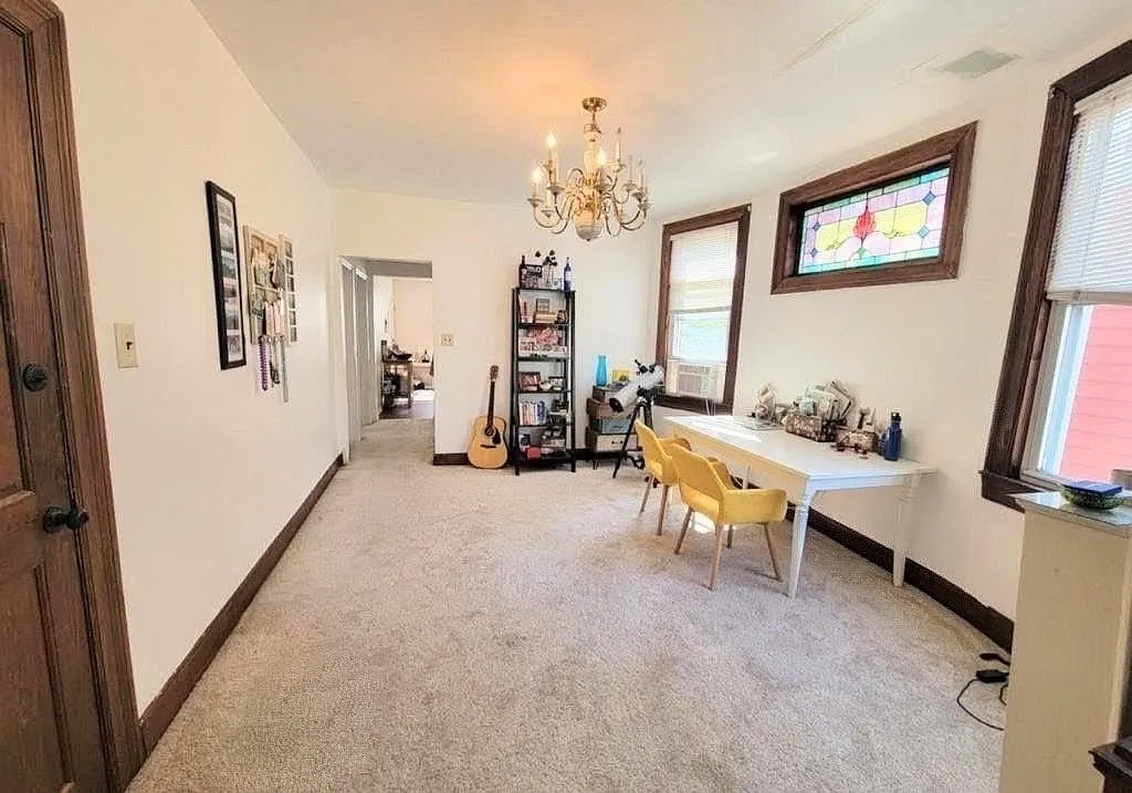 4 bed, 2.0 bath, $3,800 — Photo 3