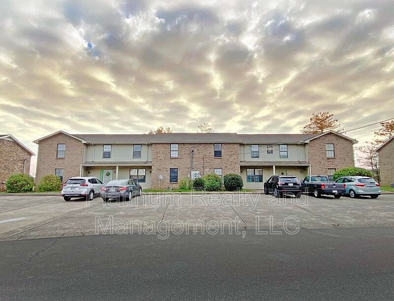 1st image of 282-1 Northridge Dr