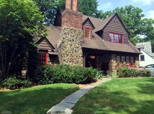 1 Midhurst Rd, Short Hills, NJ 07078