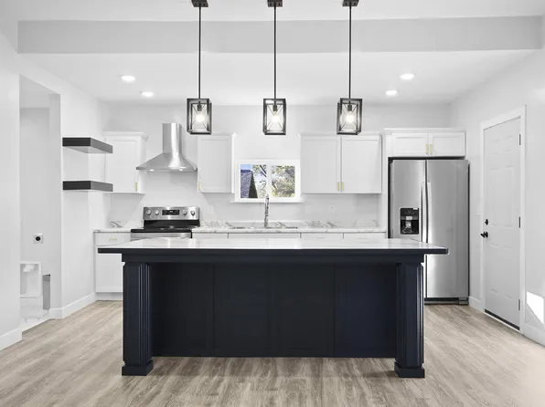 1629 S Western St, Mexico, MO 65265