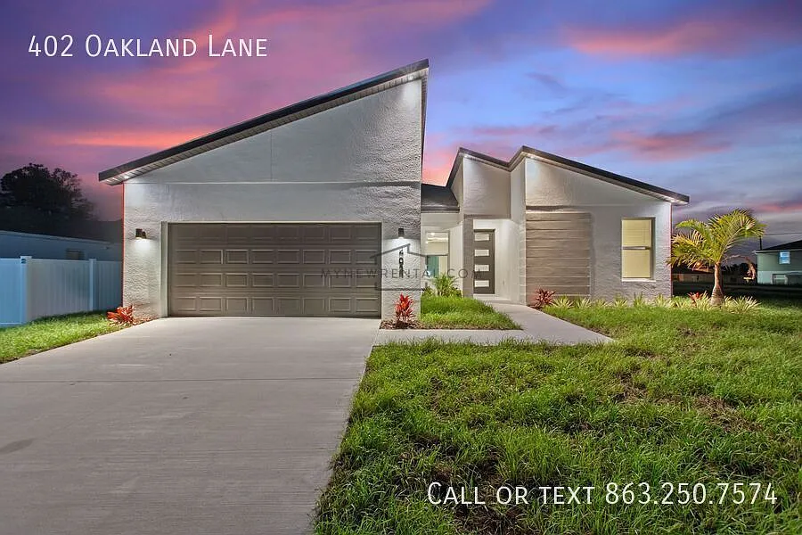 Modern, Energy-Efficient Home with All the Upgrades — Photo 3