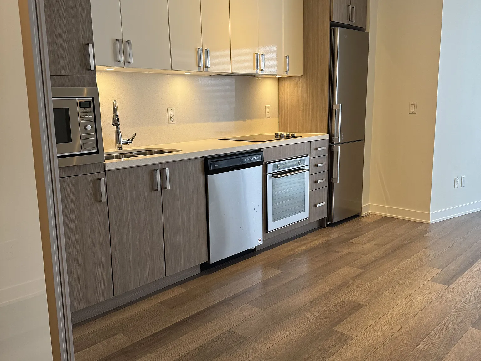 1 bed, $2,199 — Photo 4