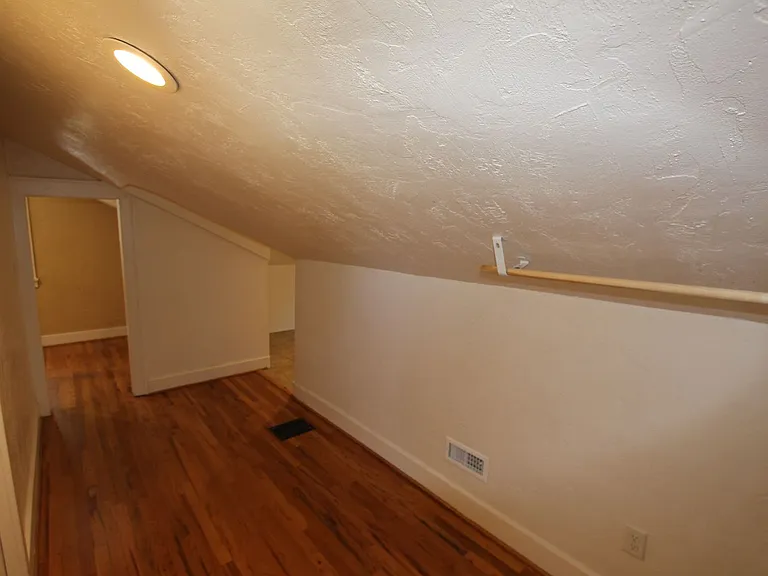209 E Dale Ave — Photo 21